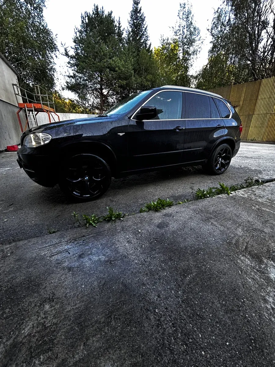 BMW X5 2011 photo 3