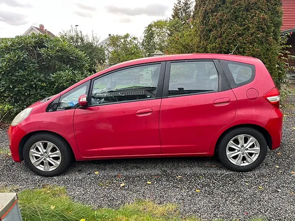 Honda Jazz 2012 photo 2