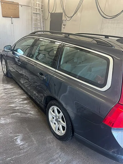 Volvo V70 2011 photo 5