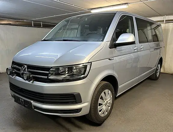 Volkswagen Caravelle 2019 photo 2