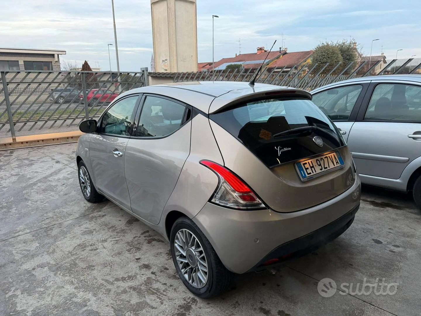 Lancia Ypsilon 2011 photo 4