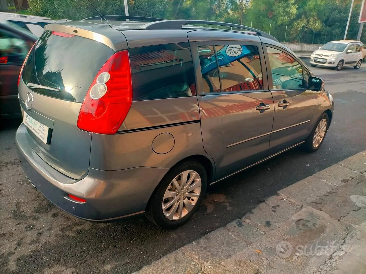Mazda Mazda5 2006 photo 4