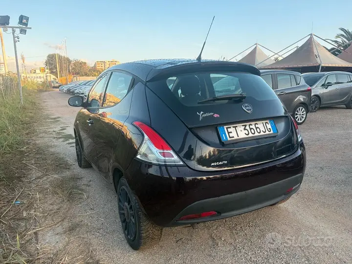 Lancia Ypsilon 2013 photo 3