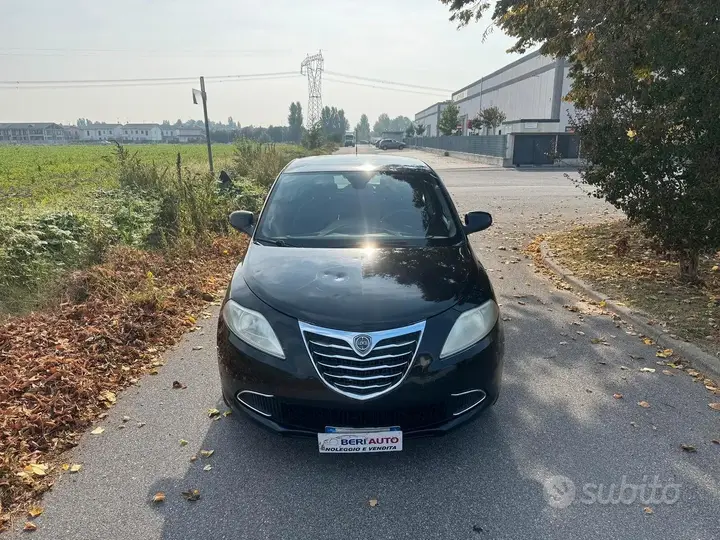 Lancia Ypsilon 2012 photo 5
