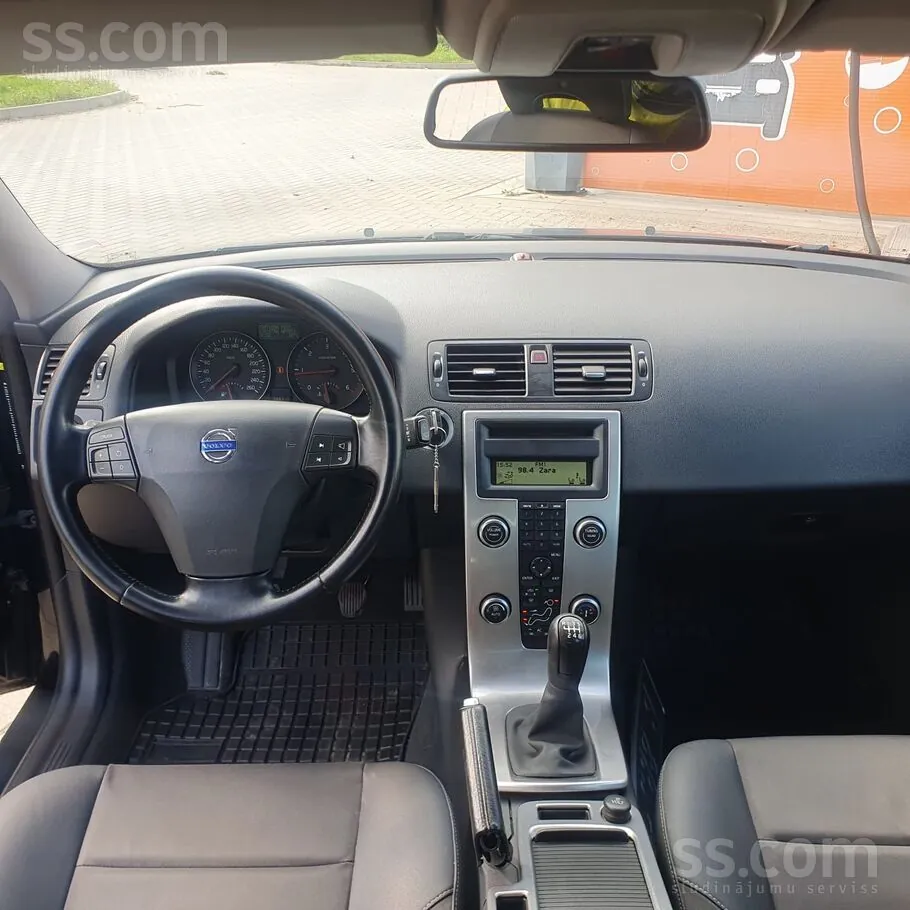 Volvo V50 2009 photo 4