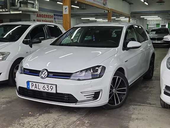 Volkswagen Golf I 2017 photo 2
