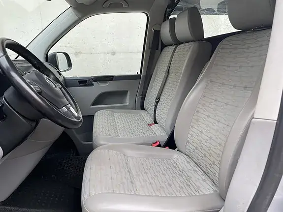 Volkswagen Transporter 2013 photo 5