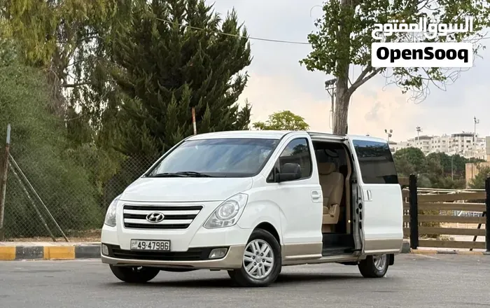 Hyundai H1 2017 photo 3