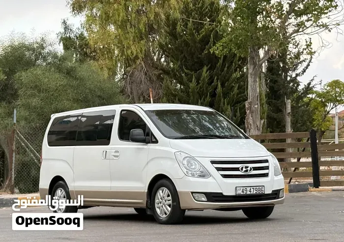 Hyundai H1 2017 photo 4