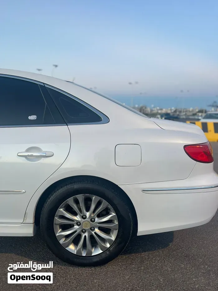 Hyundai Azera 2010 photo 3