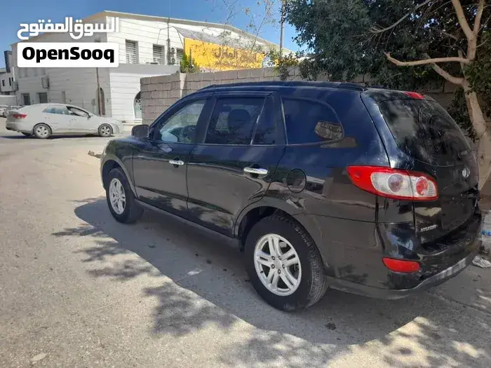 Hyundai Santa Fe 2012 photo 2