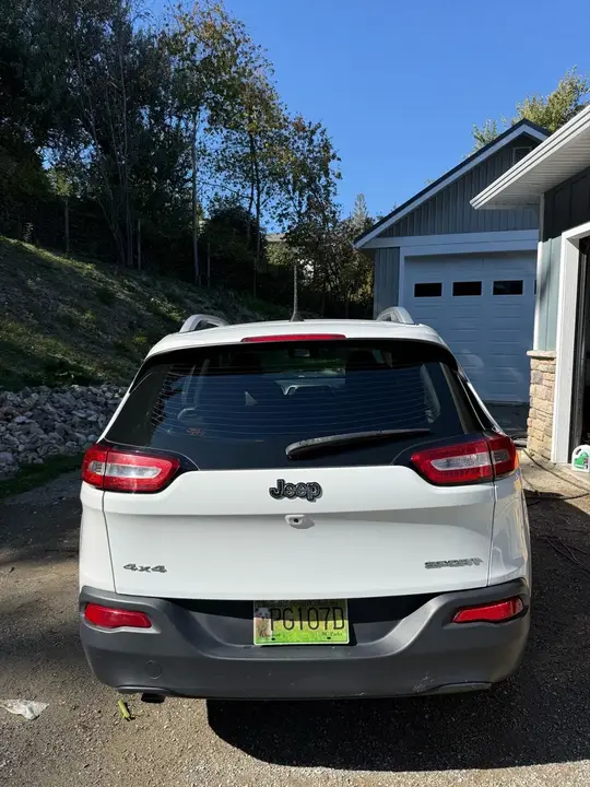 Jeep Cherokee 2017 photo 3