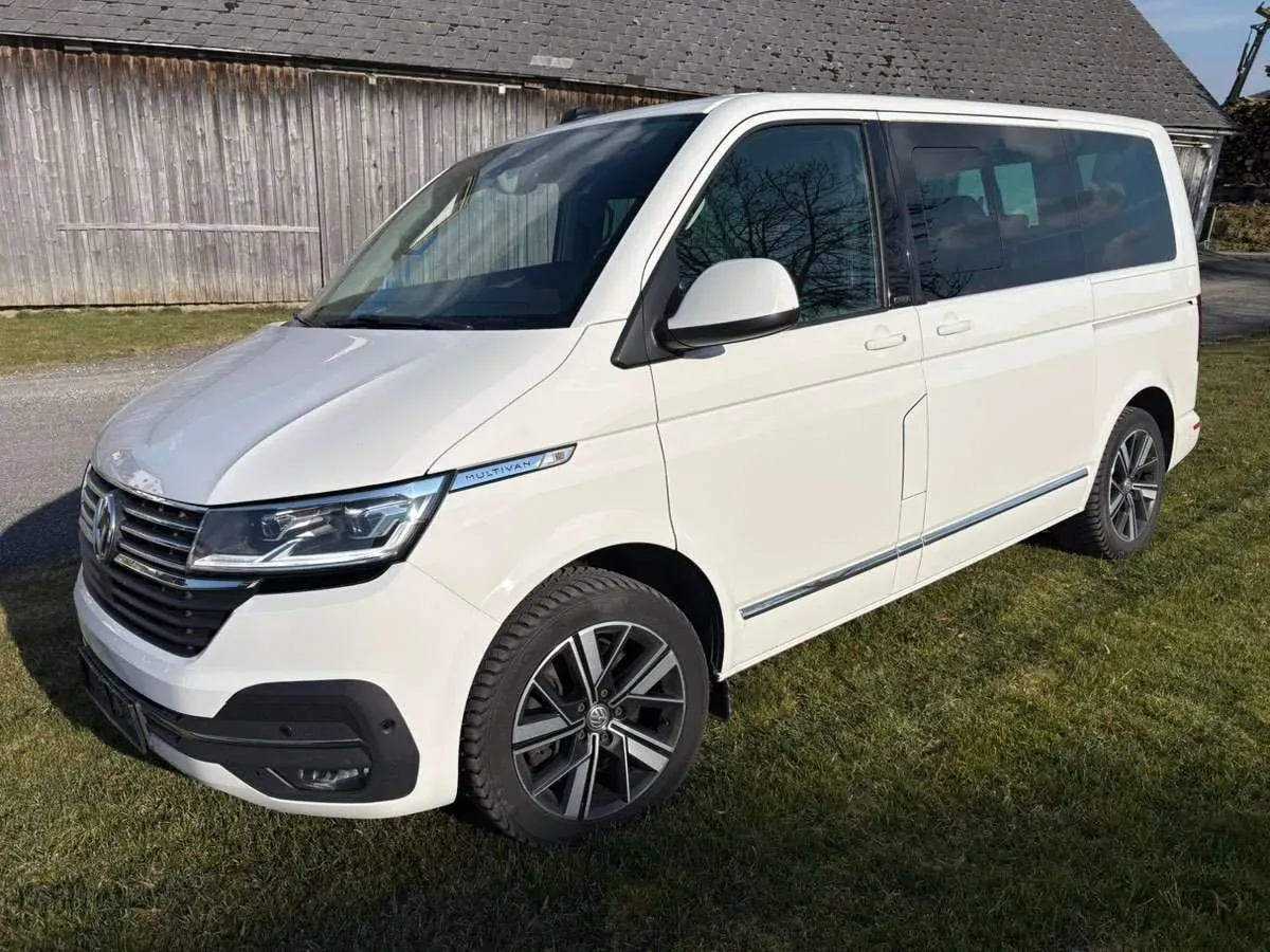 Volkswagen Multivan 2020 photo 2