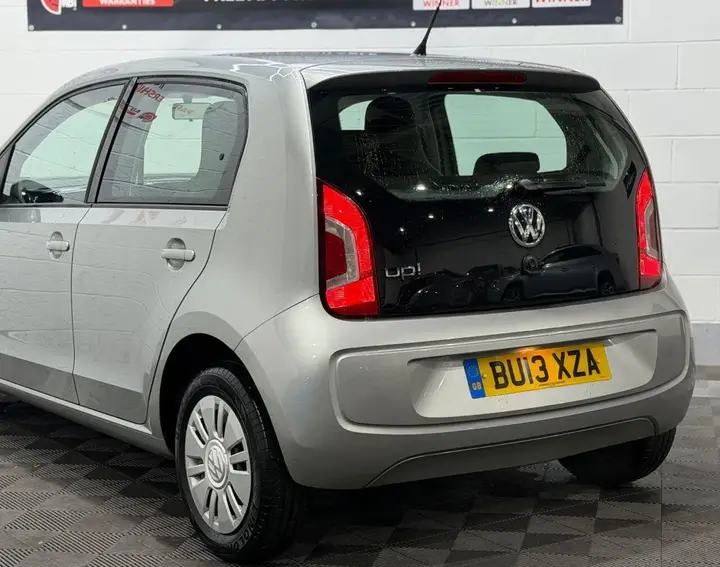 Volkswagen Up 2013 photo 2