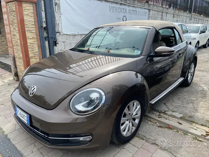 Volkswagen Maggiolino Cabrio 2014 photo 2