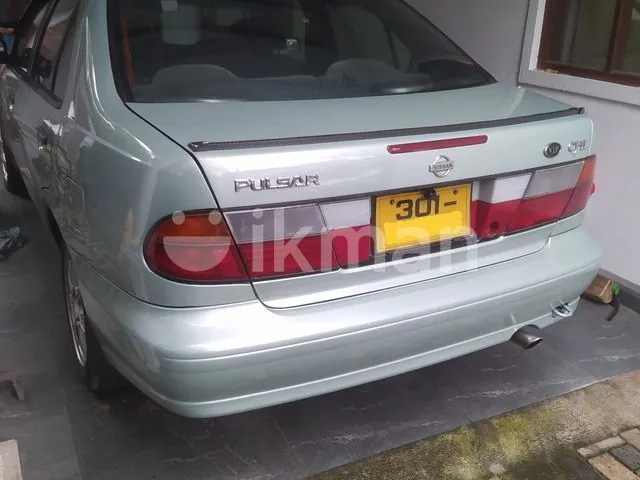 Nissan Pulsar 1996 photo 2