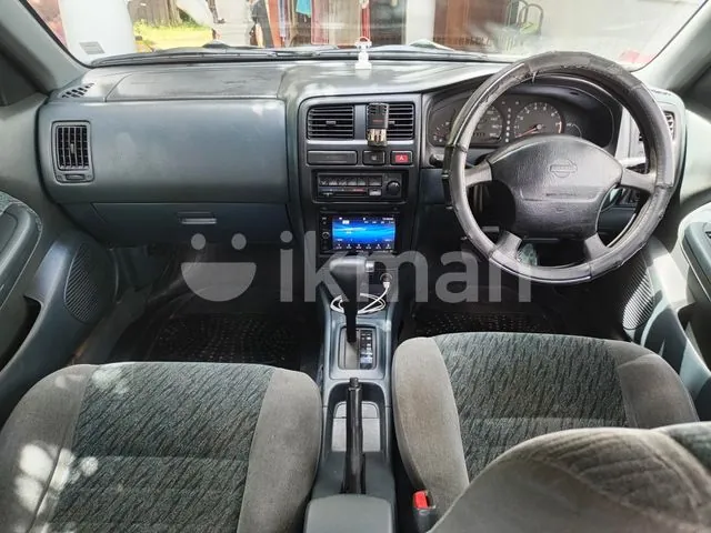 Nissan Pulsar 1996 photo 4