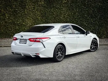 Toyota Camry 2021 photo 3