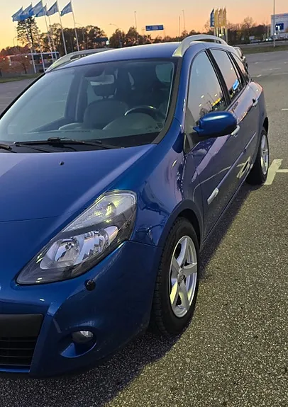 Renault Clio 2011 photo 4