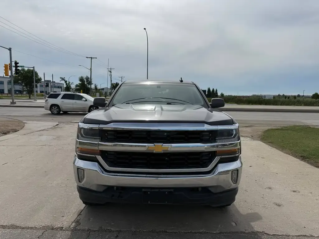 Chevrolet Silverado 1500 2016 photo 2