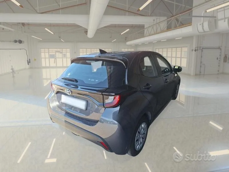 Toyota Yaris 2022 photo 4