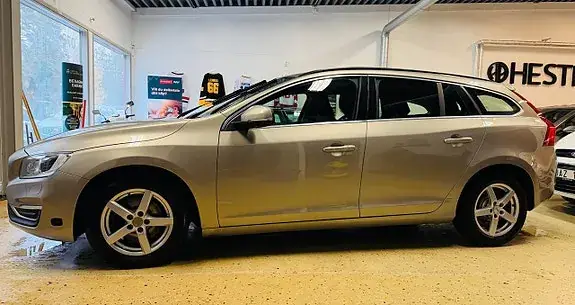 Volvo V60 2016 photo 4