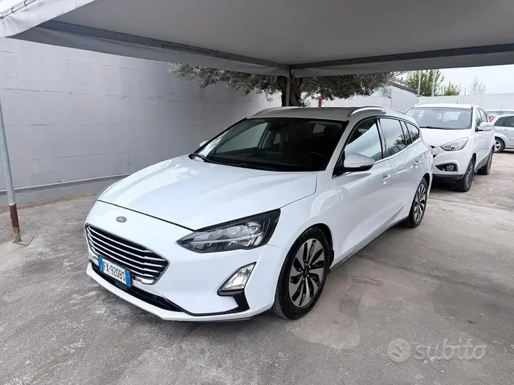 Ford Focus 2019 photo 2