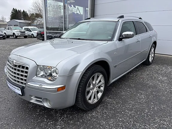 Chrysler 300C 2005 photo 2