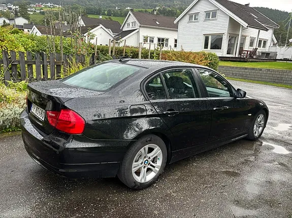 BMW 316D 2010 photo 5