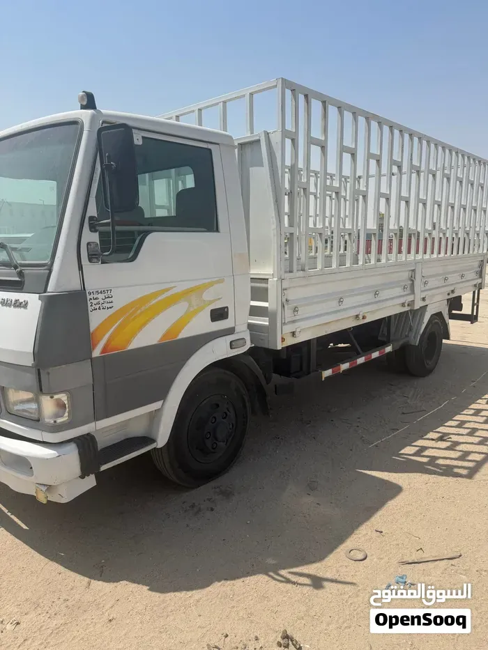 Tata 613 2013 photo 3