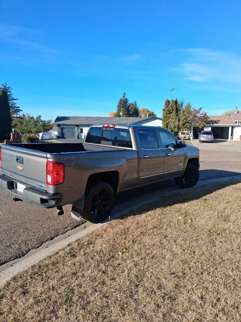Chevrolet High Country 2017 photo 3