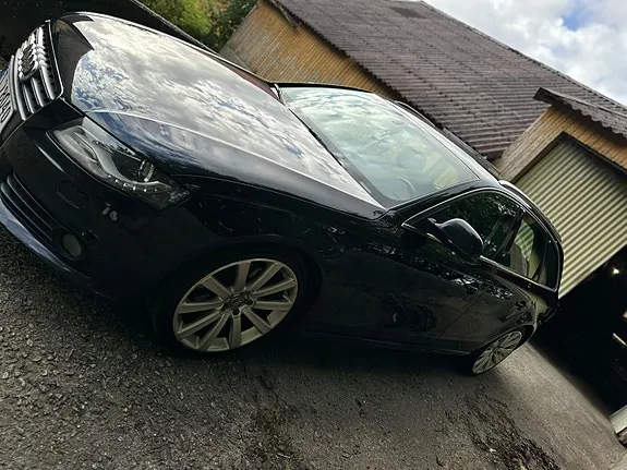 Audi A4 2009 photo 3
