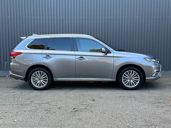 Mitsubishi Outlander 2020 photo 5