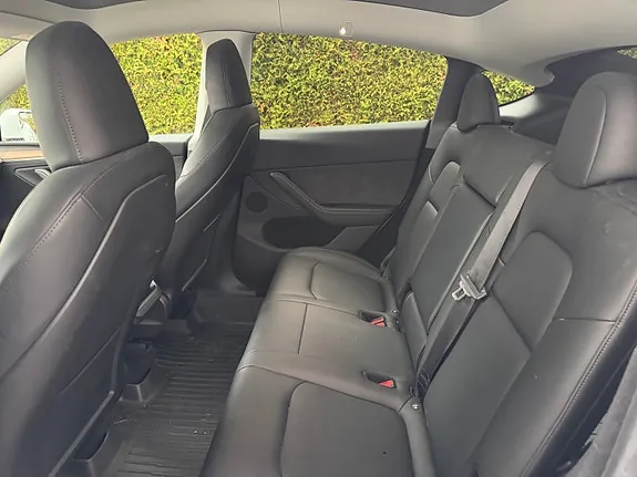 Tesla Model Y 2022 photo 5