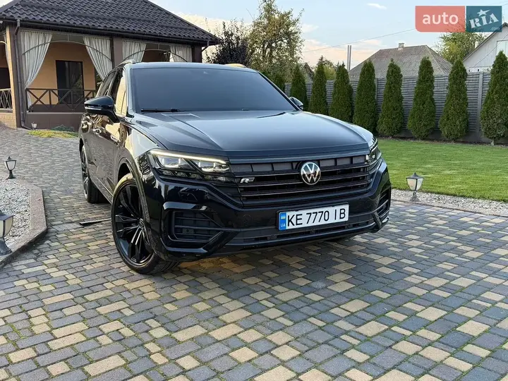 Volkswagen Touareg 2020 photo 2