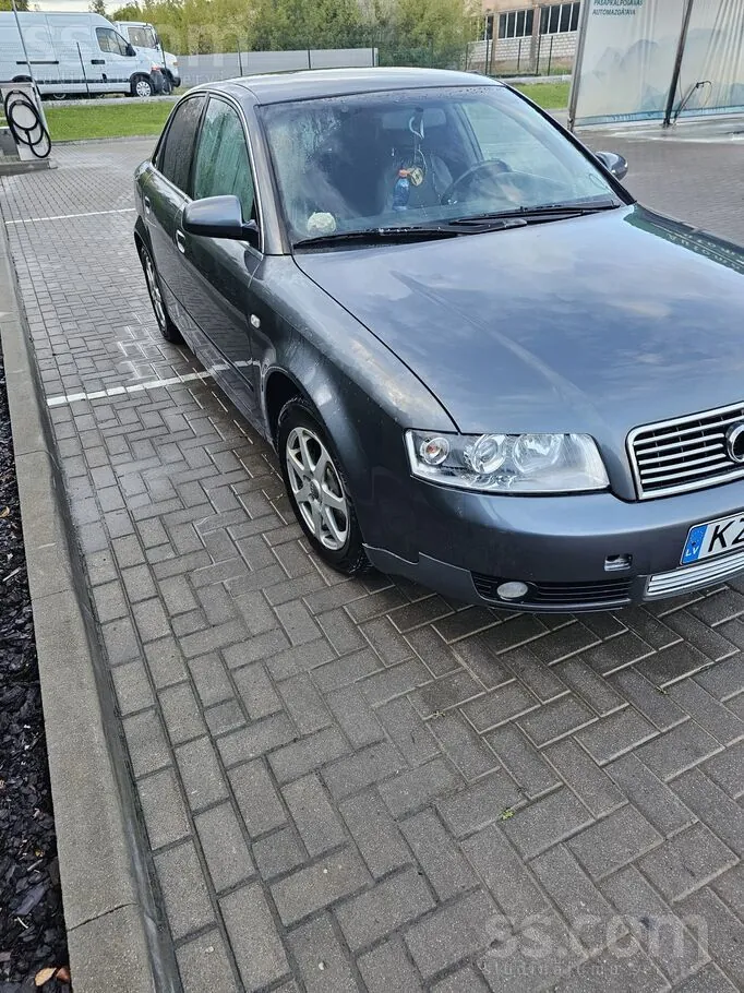 Audi A4 2003 photo 3