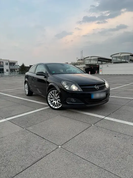 Opel Astra H Gtc