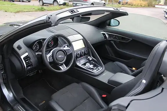 Jaguar F-Type 2019 photo 4