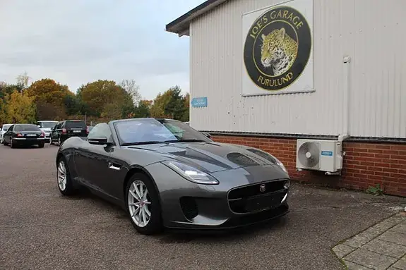 Jaguar F-Type 2019 photo 2