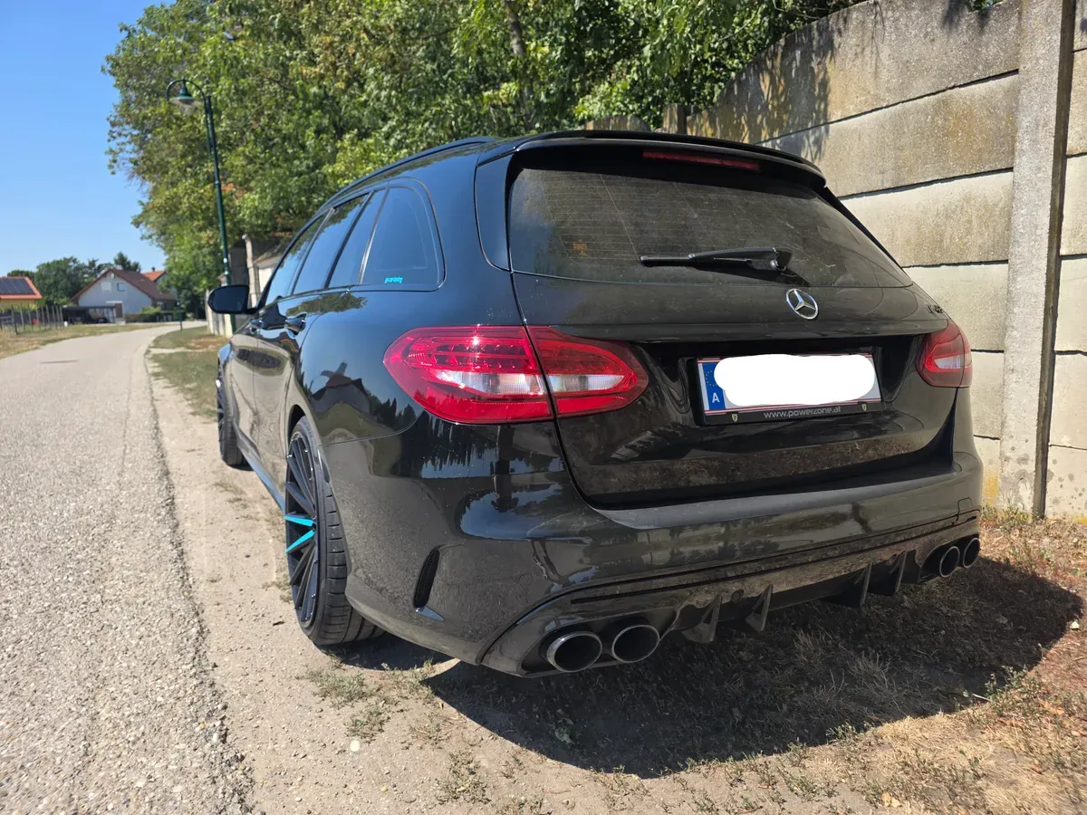 Mercedes-Benz C-Class 2016 photo 3
