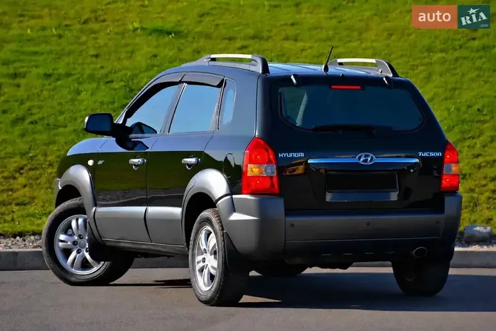 Hyundai Tucson 2008 photo 2