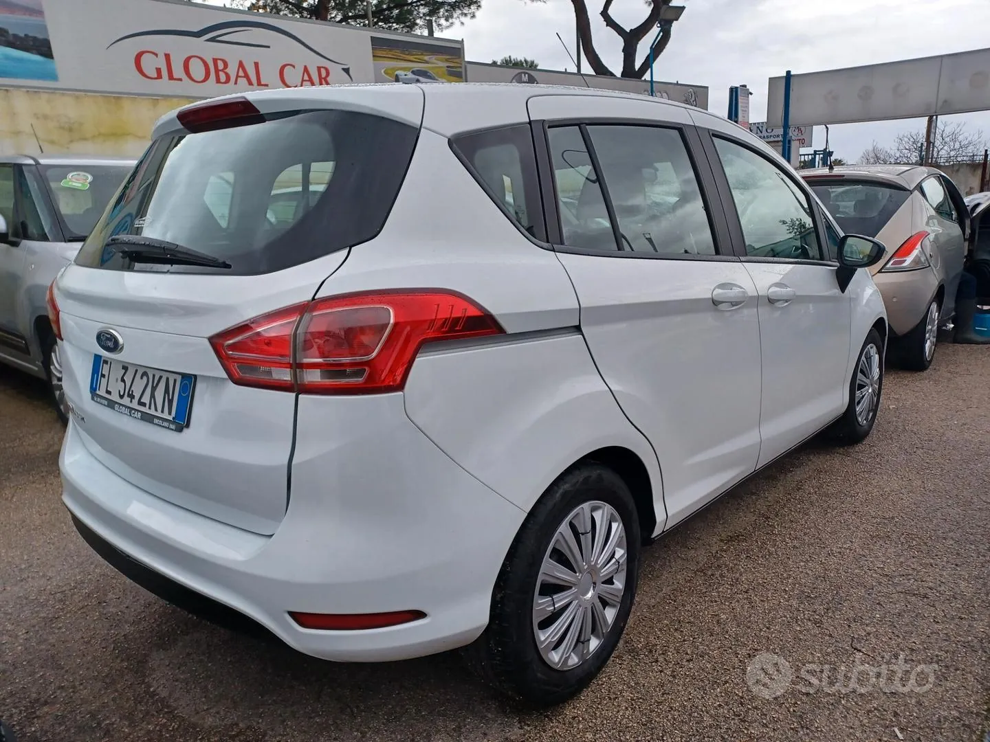 Ford B-Max 2017 photo 4