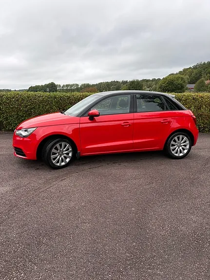 Audi A1 2014 photo 2