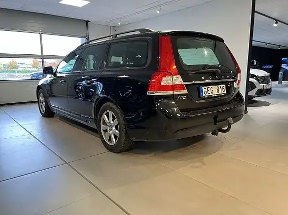 Volvo V70 2014 photo 2