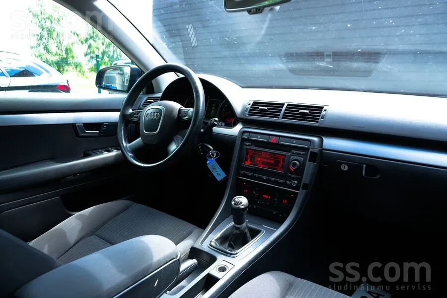 Audi A4 2006 photo 5