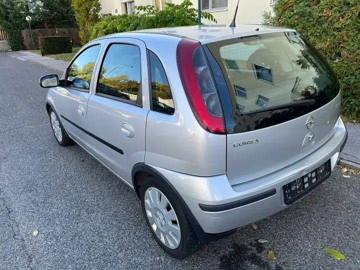 Opel Corsa 2005 photo 3