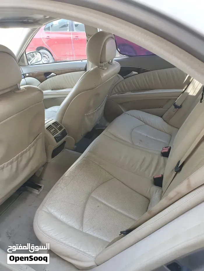 Mercedes-Benz E-Class 2005 photo 4