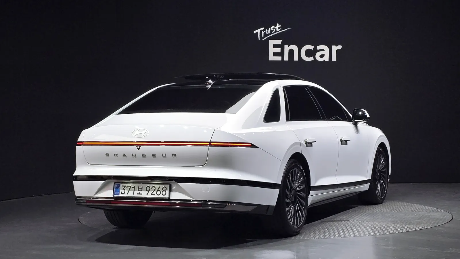 Hyundai Grandeur Hybrid