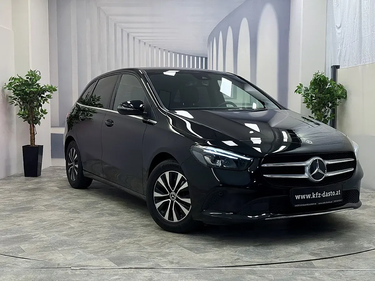 Mercedes-Benz B-Class 2019 photo 3