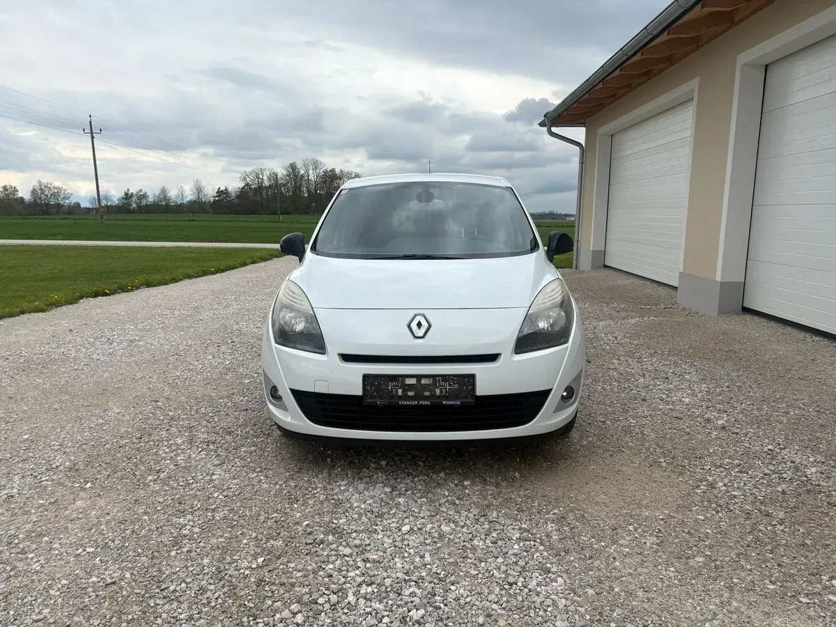Renault Grand Scenic 2011 photo 2